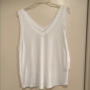 Beyond Yoga White V-Neck Tank Top